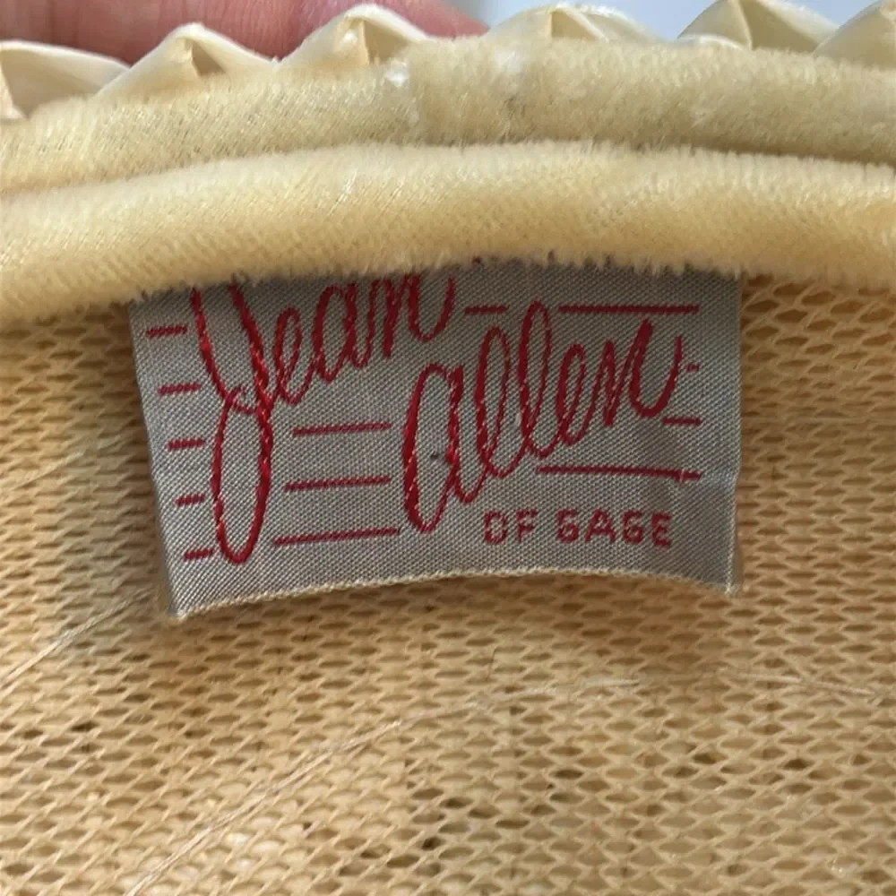Vintage 50s/60s Jean Allen of Gage Cream Woven Hat with Purple Floral Detailing‎ - Picture 6 of 7
